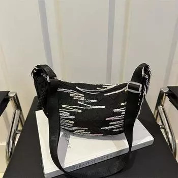 Полосатая вышитая сумка-мессенджер 2024 года, новинка лета dopamine, нишевый дизайн, нейлоновая ткань, широкий плечевой ремень, повседневная сумка-пельмень Without pendant белый