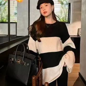 Полосатый свитер, пуловер, женский осенне-зимний популярный топ с круглым вырезом и длинными рукавами, свободный корейский ленивый вязаный свитер, женский пуловер One Size чёрный