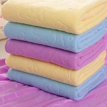 Полотенце 70x140 см, впитывающее полотенце из микрофибры, пляжная мягкая ткань, новое и высокое качество, быстросохнущее, 1 шт., уникальный медведь с героями мультфильмов 70*140cm жёлтый