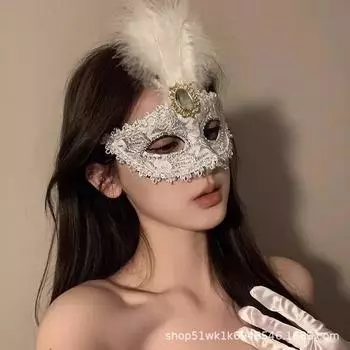Половина лица Mystery Adult Red Feather Mask Makeup Ball Mask Party Accessories Eye Mask белый