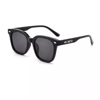 Поляризационные солнцезащитные очки TR90 для больших лиц без макияжа можно сочетать с летней защитой от солнца и солнцезащитными очками с защитой от ультрафиолета.