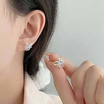 Полые цветы Ниша Уникальный дизайн Sense Lines Цветочное украшение для ушей