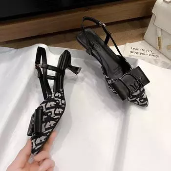 Полые сандалии женская верхняя одежда 2028 новые летние высокие каблуки, тонкие каблуки не устают стоять долгое время, универсальные, одно слово одиночные туфли 35 чёрный