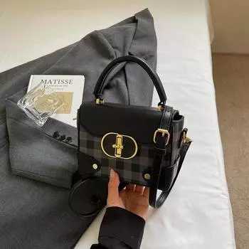 Popular bags women s new trendy high-end plaid shoulder messenger bag hand carry small square bag чёрный