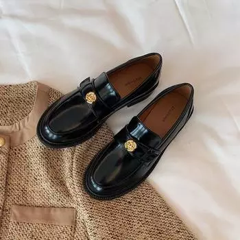 Popular~ Sheepskin camellia soft-soled loafers women s 2025 new flat-heeled single shoes with one pedal and velvet small leather shoes 34