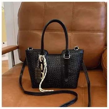 Popular small bags, new contrasting colors, high-end sense, retro versatile messenger bags, fashionable portable small square bags чёрный