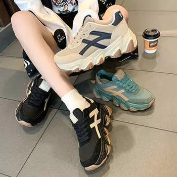 Popular thick-soled dad shoes for women s 2025 spring new European station little white shoes to increase the height of small casual sports shoes 35