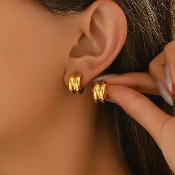 Popular women s c-shaped earrings light luxury high-end light-sensitive surface design earrings versatile niche earrings women