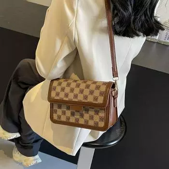 Популярная маленькая сумка женская летняя универсальная 2024 новая модная сумка-мессенджер с ромбовидным ремешком маленькая квадратная сумка чёрный