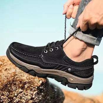 Популярная мужская обувь. Осенняя мужская деловая модельная маленькая кожаная обувь. Модная повседневная обувь в британском стиле. 38 чёрный