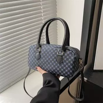 Популярная ретро-сумка в клетку однотонного цвета 2024 года, модный тренд весны и лета, новый иностранный стиль, повседневная сумка через плечо чёрный