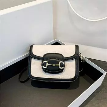 Популярная сумка этого года. 2023. Новая модная и модная текстура. Корейская версия Instagram. Сумка через плечо. Летняя маленькая квадратная сумка на одно плечо для женщин.