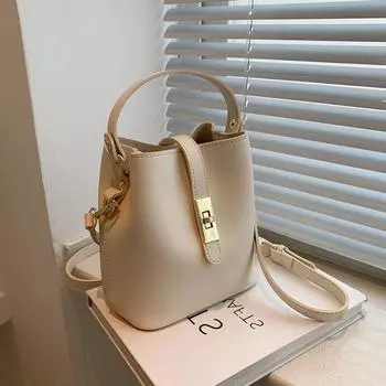 Популярная сумка этого года 2024 года, новая модная портативная женская сумка, летняя универсальная сумка-мессенджер через плечо