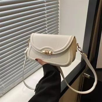 Популярная сумка этого года женская 2024 новая модная простая сумка через плечо повседневная сумка-мессенджер модная персонализированная маленькая квадратная сумка чёрный