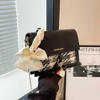 Популярная в этом году маленькая сумка женская нишевая летняя новая тенденция 2024 года простая сумка через плечо модный тренд сумка-мессенджер single shoulder strap without silk scarf чёрный