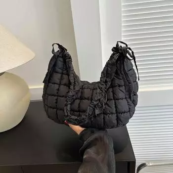 Популярная в этом году модная простая темпераментная плиссированная сумка через плечо для женщин 2024 года, новая универсальная сумка через подмышку темно-коричневого