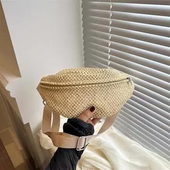 Популярная в этом году персонализированная плетеная новая тенденция 2024 года соломенное плетение мода иностранный стиль одно плечо кроссбоди маленькая сумка на груди для женщин белый