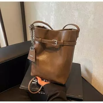 Популярная в этом году ретро-сумка женская осенне-зимняя универсальная 2024 новая модная сумка-ведро через плечо чёрный