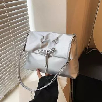 Популярная в этом году сумка женская 2024 новая модная и красивая сумка через плечо большая вместительная маленькая квадратная сумка сумка на цепочке для поездок на работу чёрный