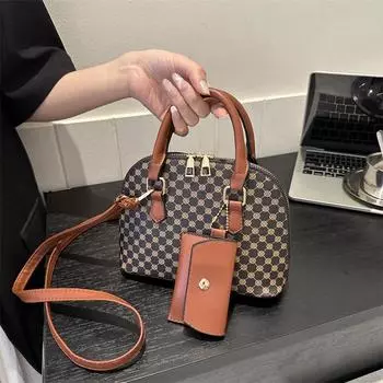 Популярная в этом году сумка женская летняя новая сумка 2024 года нишевая трендовая сумка через плечо повседневная сумка-мессенджер для поездок на работу темно-коричневого