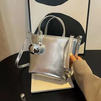 Популярная в этом году сумка женская осенняя универсальная 2024 новая модная сумка-мессенджер дизайн sense портативная сумка-ведро серебряный