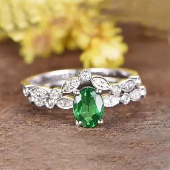 Популярное европейское и американское серебряное женское повседневное кольцо с инкрустацией зеленым овальным цирконием