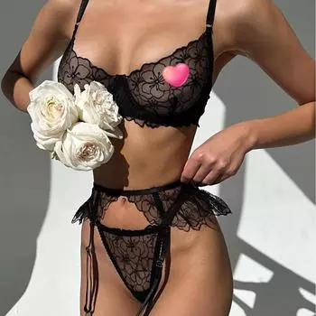 Популярное сексуальное нижнее белье с оборками и стальным кольцом, тонкий, большая грудь, маленький бюстгальтер, комплект из трех предметов S