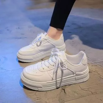 Популярные белые туфли на платформе для женщин весна-осень в стиле Гонконга, увеличение 2025 года, новая универсальная повседневная спортивная обувь для женщин, обувь для скейтбординга, прилив 35