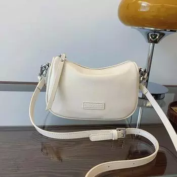 Популярные маленькие сумки женские осенние универсальные 2024 новые ретро модные сумки через плечо переносная сумка-подушка чёрный