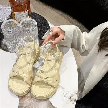 Популярные сандалии женские лето 2024 новые толстые подошвы фея ветер жемчужные пляжные туфли мягкая подошва модные римские туфли тренд 35 чёрный