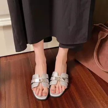 Популярные женские тапочки с открытым носком и металлическими украшениями для изменения формы стопы, новая летняя модная повседневная обувь для женщин 35