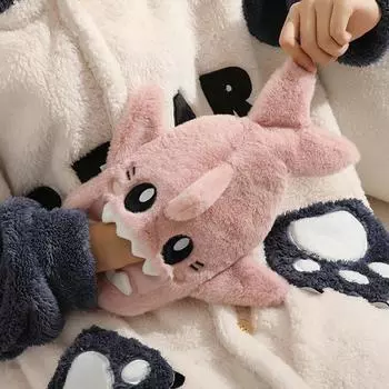 Портативная симпатичная плюшевая сумка-грелка в виде акулы для снятия стресса и боли, съемная для зимнего тепла, многоразовая грелка для рук