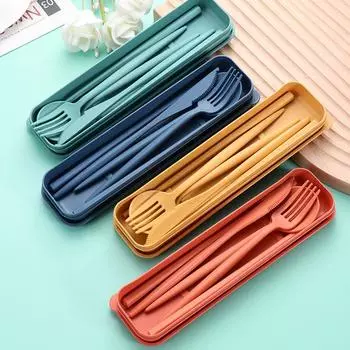 Портативные пластиковые столовые приборы с футляром, набор многоразовой посуды для пикников, путешествий, празднования праздников, пикников, путешествий и повседневного использования зелёный