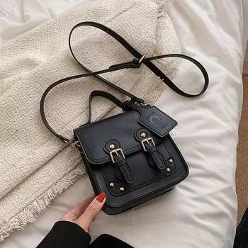 Портативные винтажные сумки для женщин, маленькие квадратные коричневые черные заклепки, сумки-портфели с клапаном
