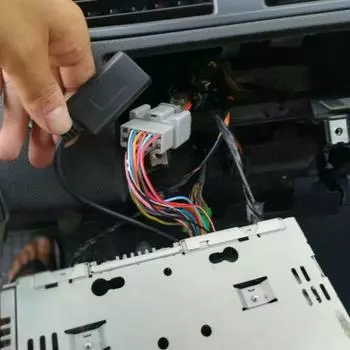 Портативный и удобный адаптер Bluetooth AUX IN ABS для автомобильного аудиоприемника Volvo C30 C70 S40 S60