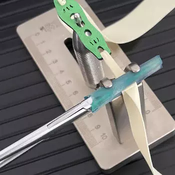 Портативный инструмент для обвязки резинкой для легкого завязывания