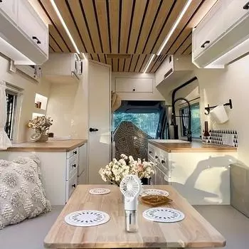 Портативный перезаряжаемый ручной вентилятор для распыления пара - работающий от батареек мини-пароварка для лица для путешествий и отдыха на природе розовый