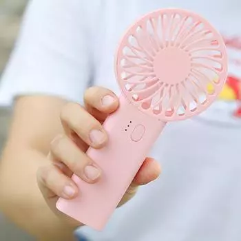 Портативный вентилятор Привлекательная гладкая поверхность ABS Новый бесшумный перезаряжаемый портативный вентилятор для улицы белый