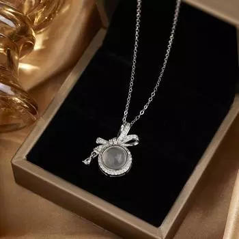 Поставка Модный S925 Серебряный Натуральный Лед Прозрачный Белый Халцедон Ожерелье-Бант Яйцо Лицо Подвесной Светильник Роскошная Ключичная Цепочка 925 Silver