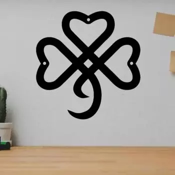 Потрясающий настенный декор в виде ирландского клевера! Идеально подходит для Св.. День Патрика. Настенный декор из металла «Клевер» приносит удачу. Идеально подходит для дома. чёрный