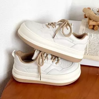Повседневная белая обувь. Женская обувь. Универсальная модная повседневная обувь. Нишевые кроссовки на платформе. Белая женская обувь в стиле ретро. 35 белый