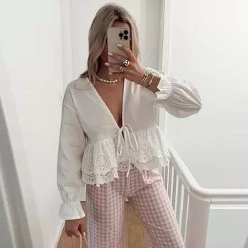 Повседневная белая женская блузка на шнуровке с вышивкой и глубоким v-образным вырезом с рукавами-фонариками и оборками, весна-лето 2024, новые женские рубашки S белый