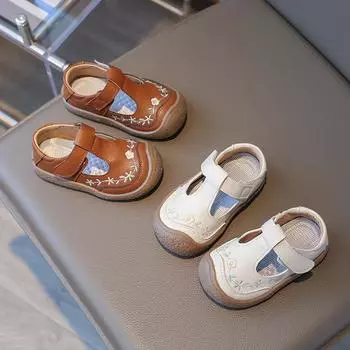 Повседневная кожаная обувь для девочек, мягкая подошва, дышащая детская вышитая обувь, детская обувь принцессы с Т-образным ремешком, весна-осень 2024, новинка 17 коричневый