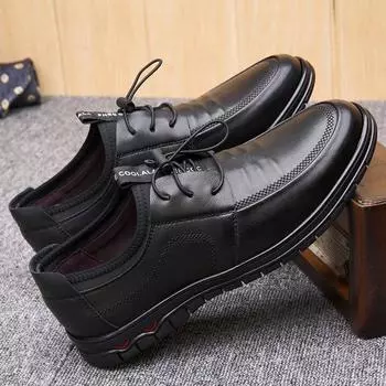 Повседневная кожаная обувь. Мужская новая удобная обувь Leather Tide. Супермягкая подошва. Мягкая кожаная поверхность. Мужская обувь без шнурка. 44 чёрный