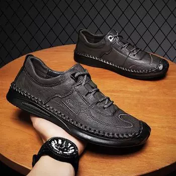 Повседневная кожаная обувь. Новые мужские нескользящие модные универсальные низкие кеды на шнуровке ручной работы на плоской подошве больших размеров с мягкой подошвой. 38 чёрный