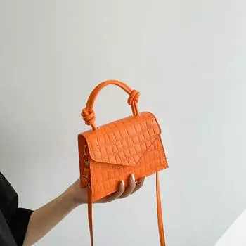 Повседневная модная сумка-мессенджер женская весна 2024 года, новая модная простая сумка в иностранном стиле, однотонная, маленькая квадратная сумка через плечо белый