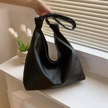 Повседневная мягкая сумка большой вместимости женская 2024 осень новая популярная сумка-мессенджер в иностранном стиле модная сумка через плечо чёрный