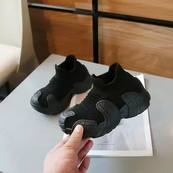 Повседневная обувь для девочек, толстая мягкая подошва, весна-осень 2024, новая модная дышащая трикотажная обувь с сетчатым верхом, спортивная обувь для мальчиков без застежек 27 бежевый