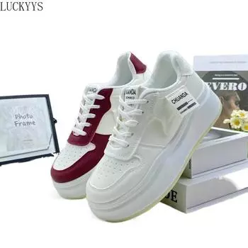 Повседневная обувь для ходьбы, модные женские кроссовки на платформе, красные повседневные туфли для женщин, толстая подошва, вулканизированная обувь для девочек, студенческий стиль 35 белый