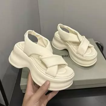 Повседневная обувь на толстой подошве с увеличенным каблуком для женщин 2024 года, новая модная простая универсальная дышащая женская обувь летнего времени 33 бежевый